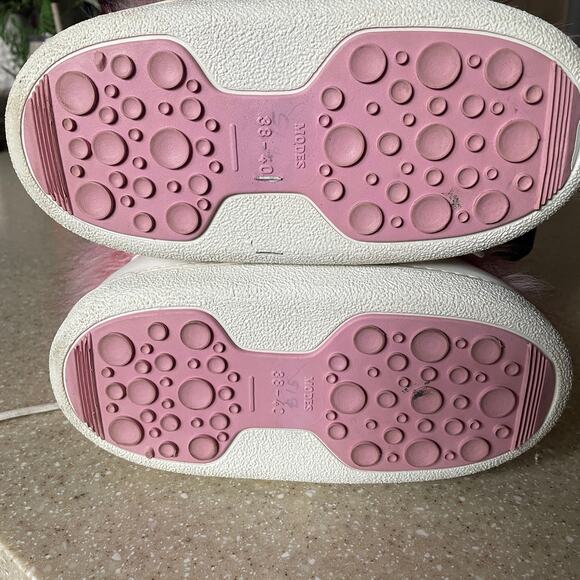 Modes White w/Pink Faux Fur Snow or After Ski Boots Made in Romania Foam Padded - Picture 7 of 10